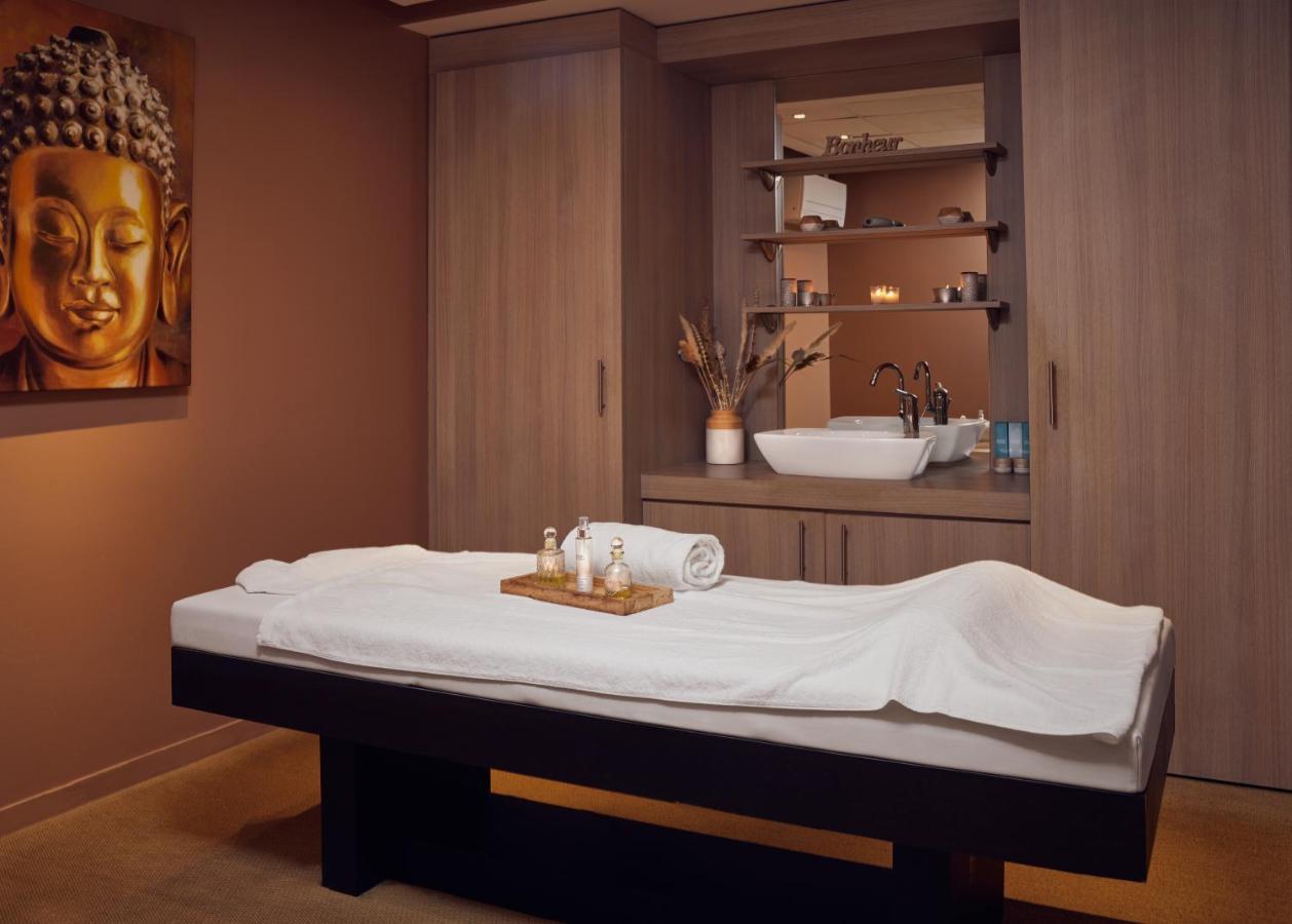 Center Parcs Les Bois Francs 호텔 베르뇔 다브르 에 디통 외부 사진